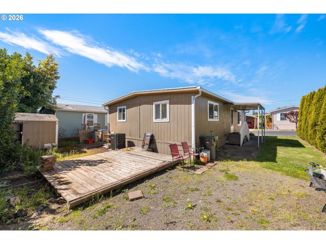 12450 Sw FISCHER Rd 143, Portland, OR 97224