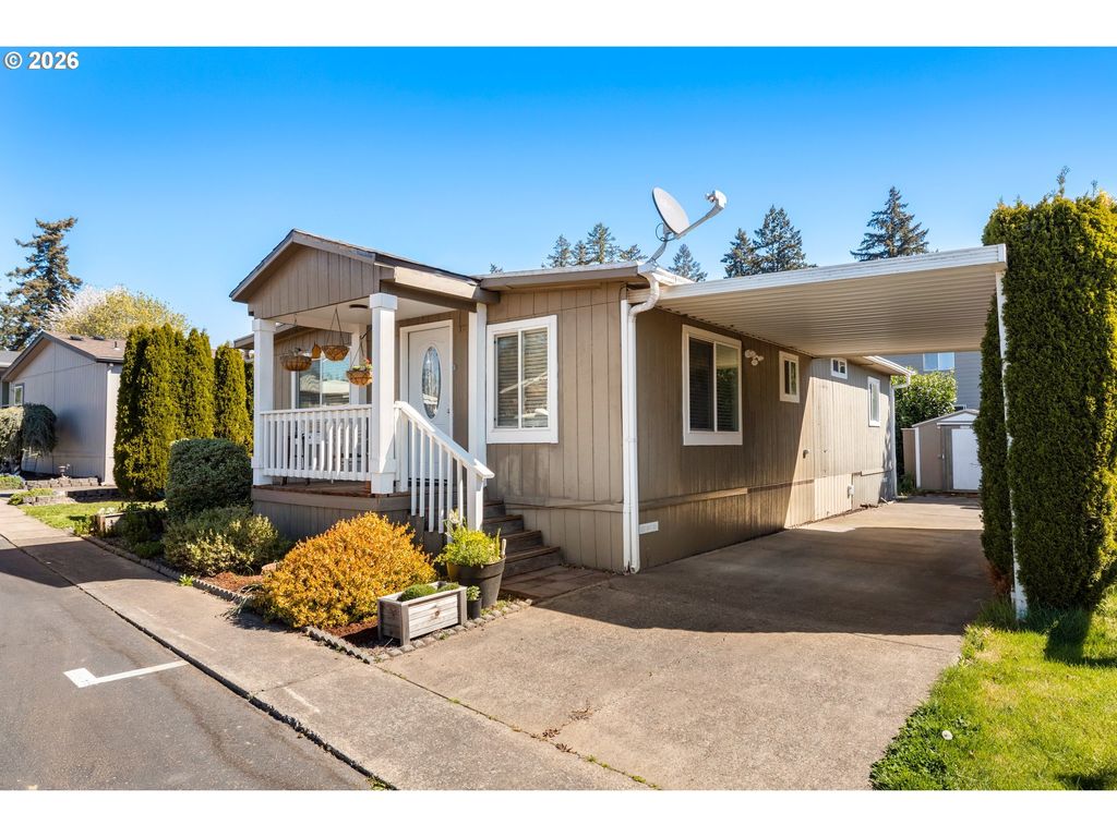 12450 Sw FISCHER Rd 143, Portland, OR 97224