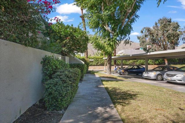 1150 E Amado 18a2, Palm Springs, CA 92262