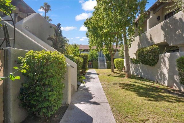 1150 E Amado 18a2, Palm Springs, CA 92262