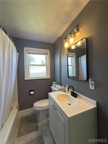 1240 91st Street, Niagara Falls, NY 14304
