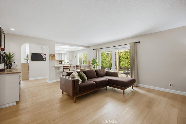 2253 Jasmine Avenue, Upland, CA 91784