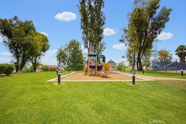 2253 Jasmine Avenue, Upland, CA 91784