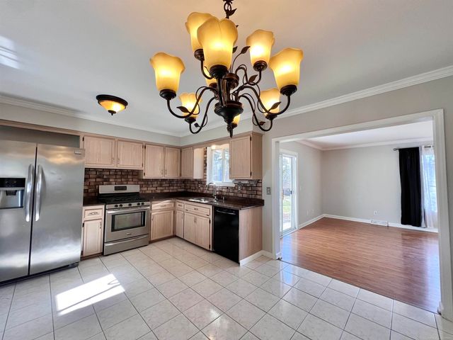 12012 Burtley Drive, Sterling Heights, MI 48313