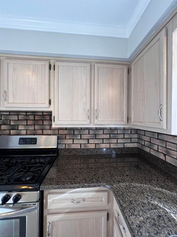 12012 Burtley Drive, Sterling Heights, MI 48313