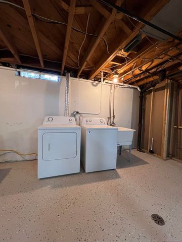 12012 Burtley Drive, Sterling Heights, MI 48313