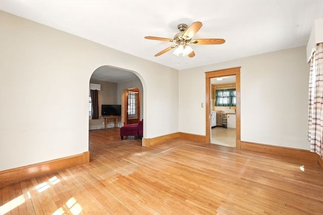 1183 Carew Street, Springfield, MA 01104