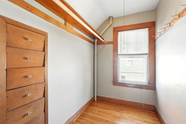 1183 Carew Street, Springfield, MA 01104
