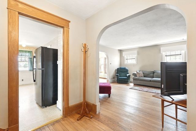1183 Carew Street, Springfield, MA 01104