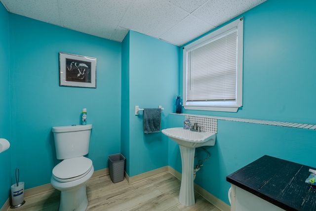 41 Indian Hill Rd, Dracut, MA 01826
