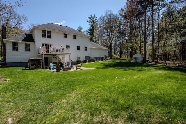 41 Indian Hill Rd, Dracut, MA 01826