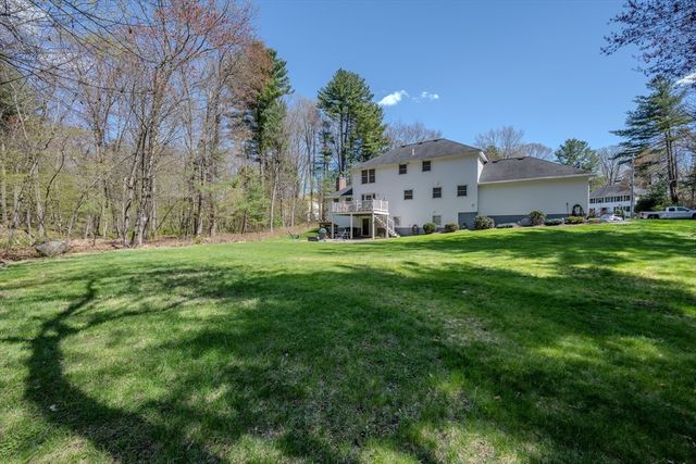 41 Indian Hill Rd, Dracut, MA 01826
