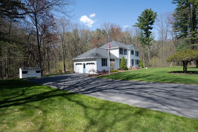 41 Indian Hill Rd, Dracut, MA 01826