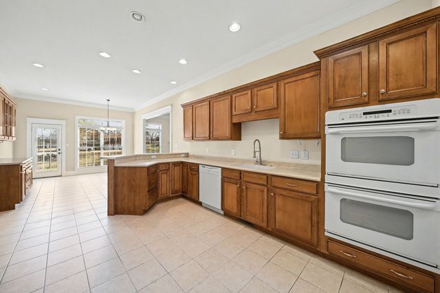 2990 Oak Glen Ln, Clarksville, TN 37043