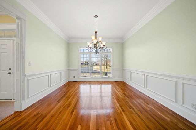 2990 Oak Glen Ln, Clarksville, TN 37043