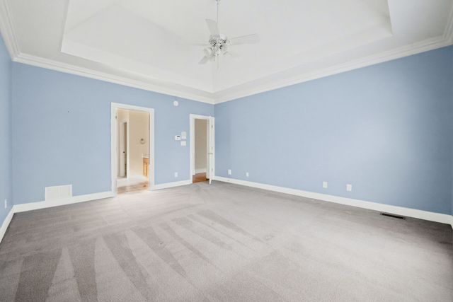 2990 Oak Glen Ln, Clarksville, TN 37043