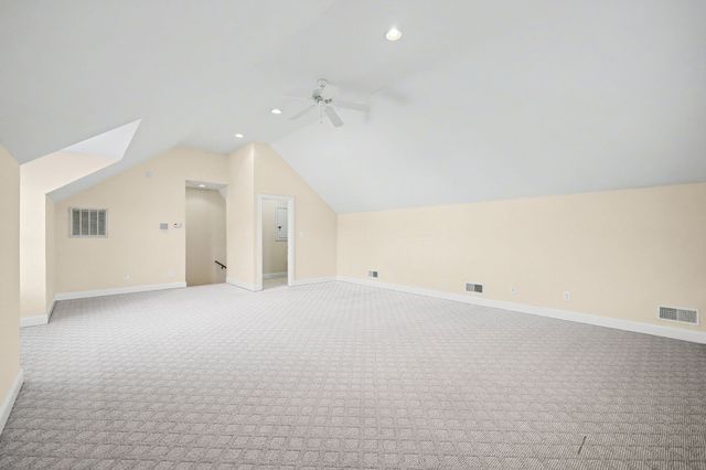 2990 Oak Glen Ln, Clarksville, TN 37043