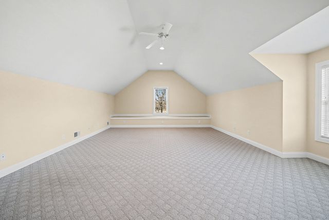 2990 Oak Glen Ln, Clarksville, TN 37043