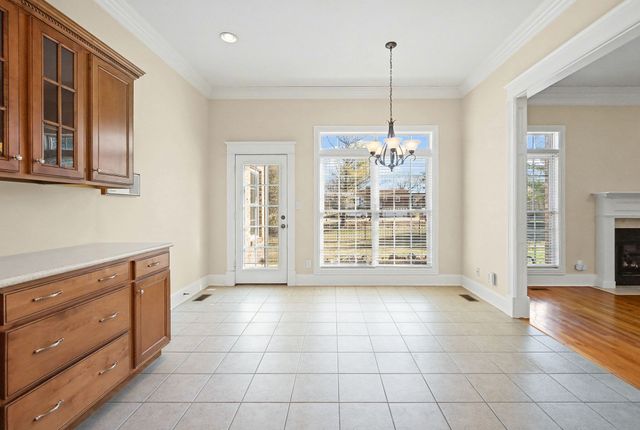 2990 Oak Glen Ln, Clarksville, TN 37043