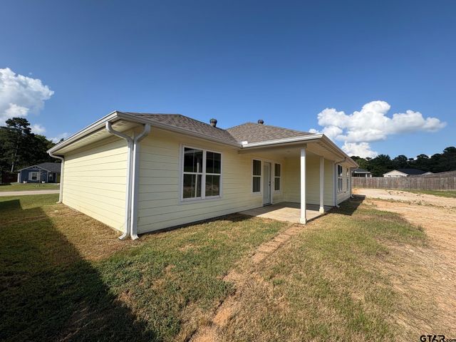 148 Brenlind Lane, Mineola, TX 75773