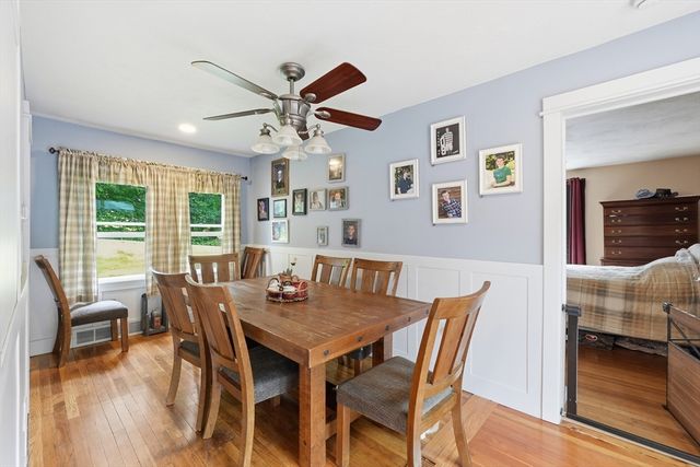 39 Stafford St, Charlton, MA 01507