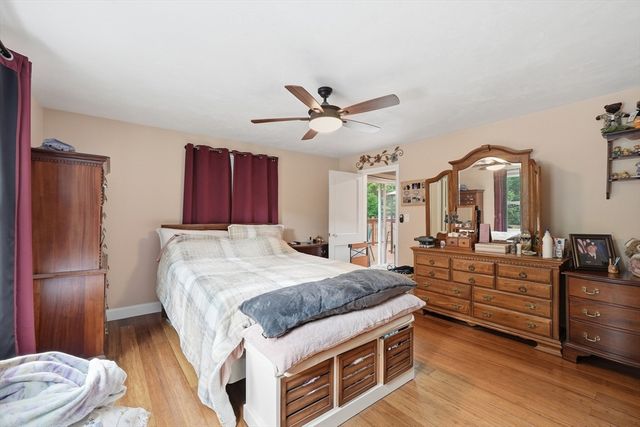 39 Stafford St, Charlton, MA 01507