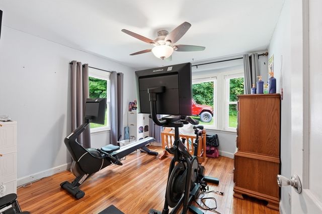 39 Stafford St, Charlton, MA 01507