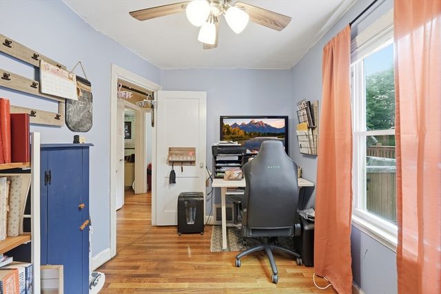 39 Stafford St, Charlton, MA 01507