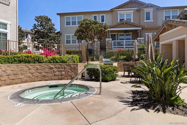 1015 Iron Wheel St, Santee, CA 92071