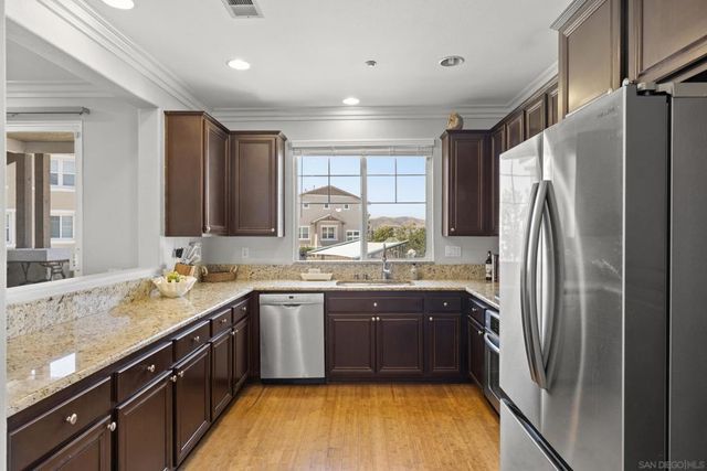 1015 Iron Wheel St, Santee, CA 92071