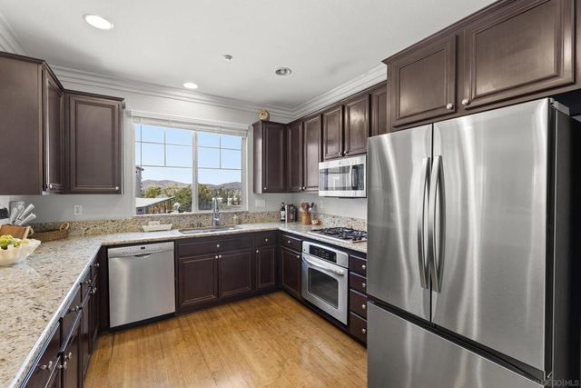 1015 Iron Wheel St, Santee, CA 92071