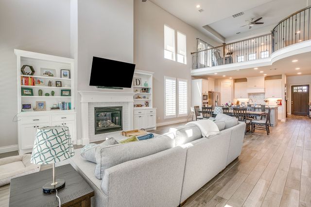 5709 Pope Creek Road, Fort Worth, TX 76126