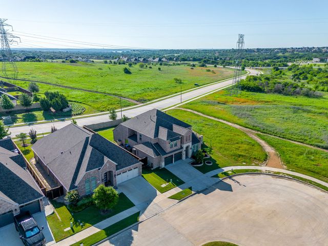 5709 Pope Creek Road, Fort Worth, TX 76126