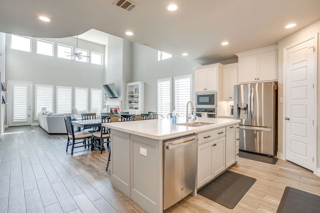 5709 Pope Creek Road, Fort Worth, TX 76126