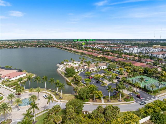 191 MARAVIYA BOULEVARD, North Venice, FL 34275