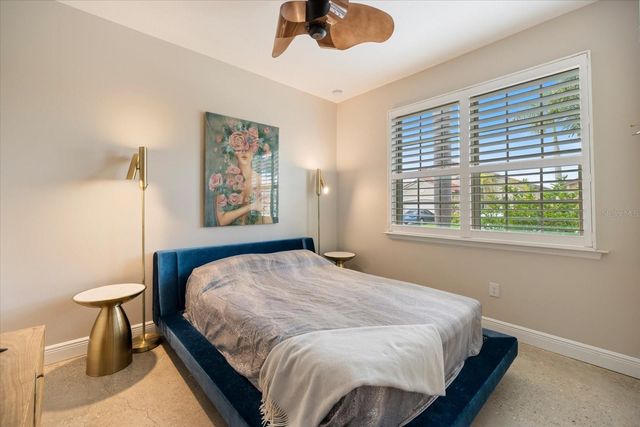 191 MARAVIYA BOULEVARD, North Venice, FL 34275