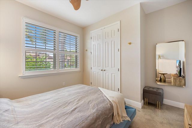 191 MARAVIYA BOULEVARD, North Venice, FL 34275