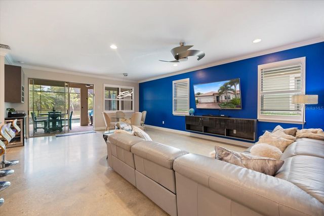 191 MARAVIYA BOULEVARD, North Venice, FL 34275