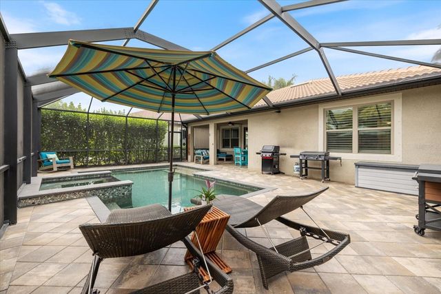 191 MARAVIYA BOULEVARD, North Venice, FL 34275