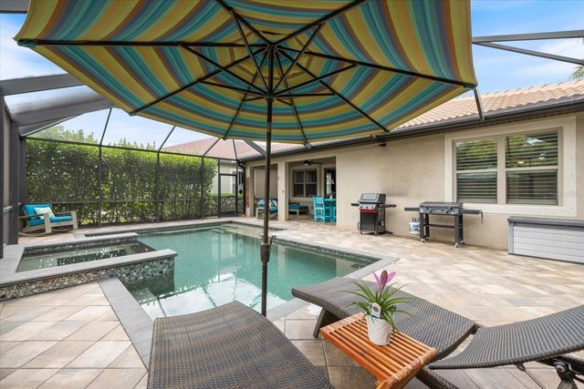 191 MARAVIYA BOULEVARD, North Venice, FL 34275