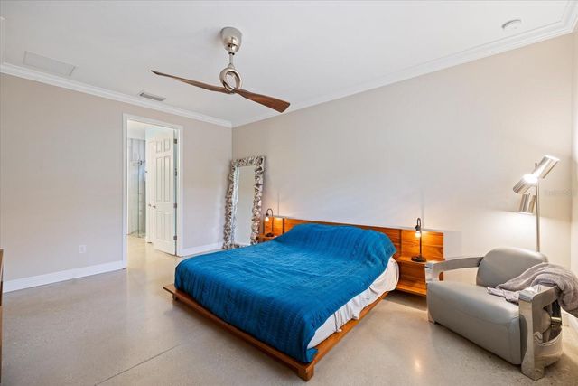 191 MARAVIYA BOULEVARD, North Venice, FL 34275