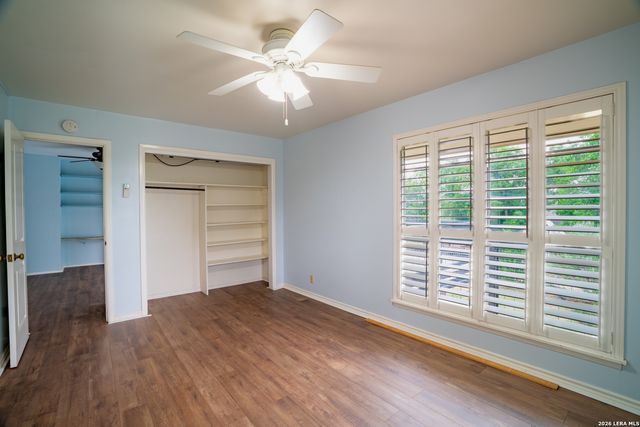 208 FRONT ST, Comfort, TX 78013