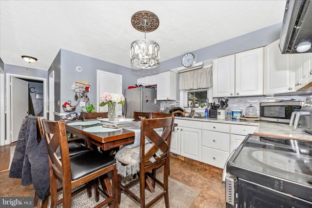 10325 LEWIS DR, Damascus, MD 20872