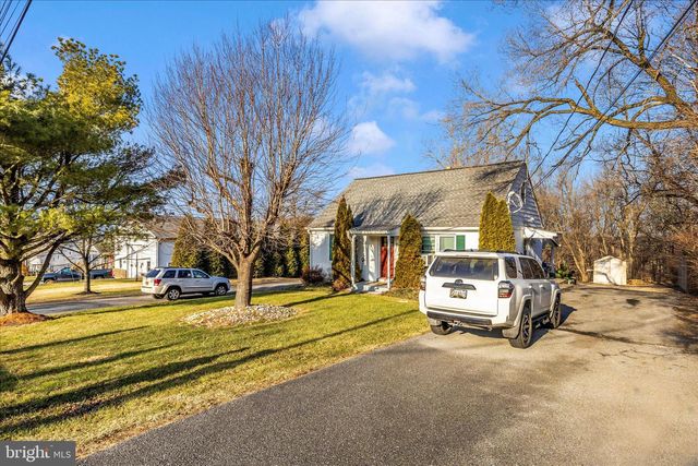 10325 LEWIS DR, Damascus, MD 20872