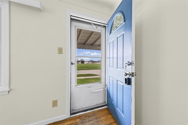 673 Leblanc Street, Lincoln Park, MI 48146