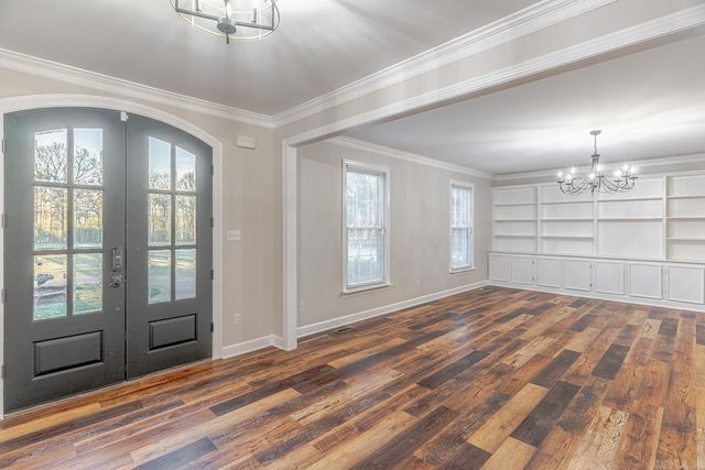 4926 Peachtree Ave, Jonesboro, AR 72405