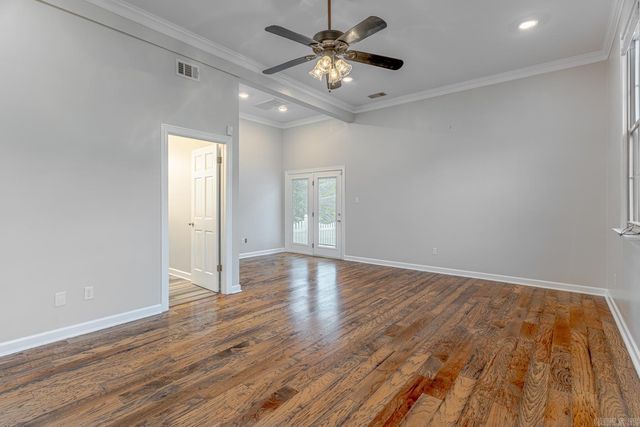 4926 Peachtree Ave, Jonesboro, AR 72405