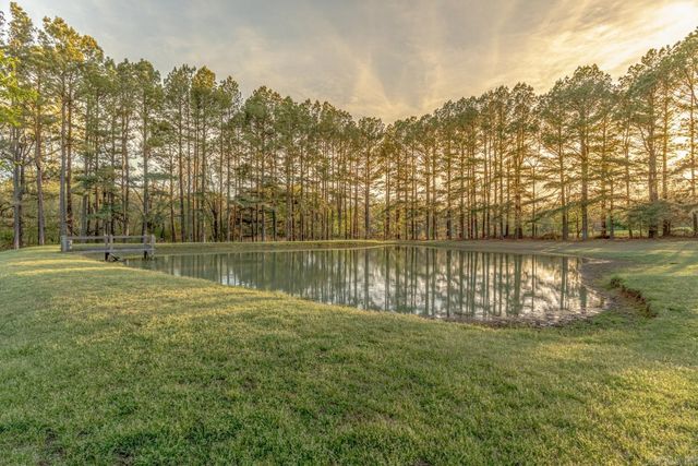 4926 Peachtree Ave, Jonesboro, AR 72405