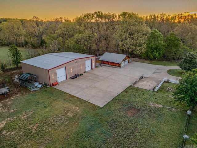 4926 Peachtree Ave, Jonesboro, AR 72405