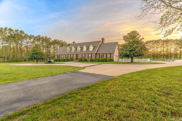 4926 Peachtree Ave, Jonesboro, AR 72405